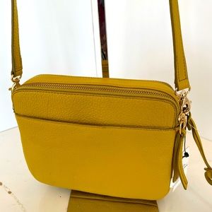 Fossil Chartreuse Crossbody Camera Bag Style NWT